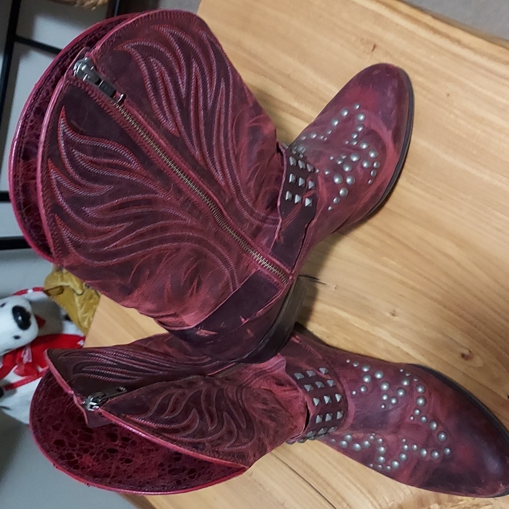 Cowboy boots